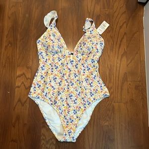 NWT Target Bathing Suit- Large (shade or shore brand)